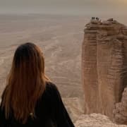 Edge Of The World Tour including Dinner and Hike from Riyadh