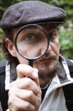 Vancouver Murder Mystery: Death in the Shadows