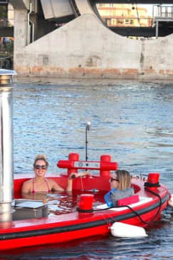 Hot Tub Boat Victoria