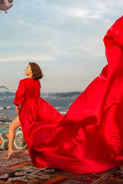 Istanbul Rooftop Photoshoot with Flying Dress