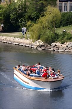 Canal Sightseeing Boat Tour of Malmö