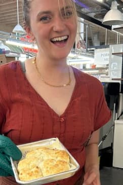 2 Hour Historic Market Food Tour and Hands-On Biscuit Class