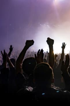 TV Girl at LAV, Lisbon 2026