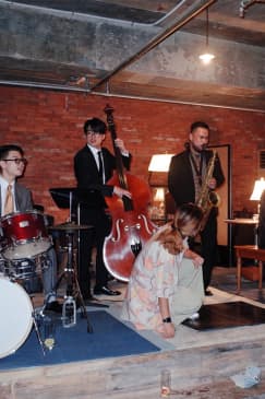 House of Brown: American Vintage Jazz Bar in Songpa