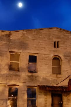 Haunted Memphis Walking Ghost Tour