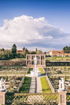 Kenilworth Castle and Elizabethan Garden