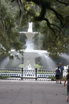 Heart of Savannah History Walking Tour - 2hr 