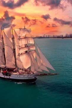 Singapore: Luxury Cruise on Royal Albatross Tall Ship