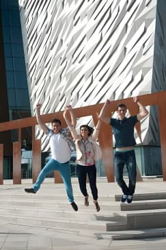 Titanic Experience and Giant's Causeway tour from Belfast