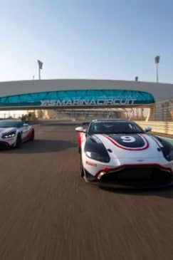 Yas Marina Circuit: Driving Experience
