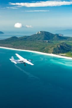 60-Minute Whitsundays Scenic Flight