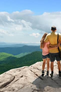 Waterfalls and Blue Ridge Parkway Hiking Tour with Expert Naturalist