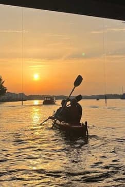 Sunset Kayak Tour in Central Stockholm and Swedish Fika
