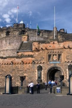 Edinburgh Castle: Eintrittskarte + Geführte Tour