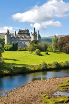 1-Day Castles, West Highlands and Loch Lomond Tour from Edinburgh