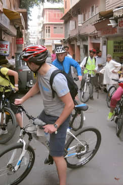 3-Hour Morning Bike Tour of Jaipur