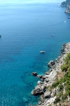 Capri: Escursione in Barca da Costa a Costa