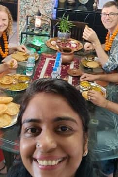 Cook, Talk, Dine & more with local Family at their Delhi Home