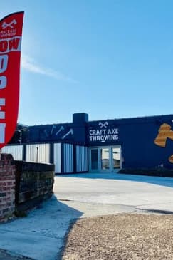 1 Hour Axe Throwing in Memphis