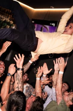 Lagos Pub Crawl: bebidas, jogos e entrada VIP