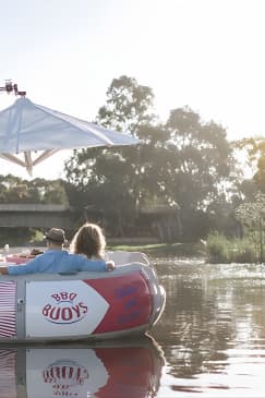Adelaide 2-hour BBQ Boat Hire for 2 People