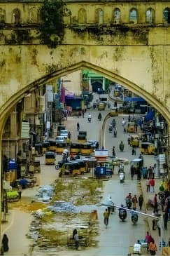 Old city Walking Tour in Charminar