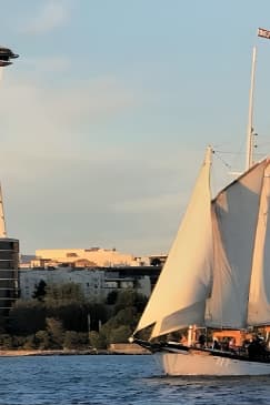 2-Hour Seattle Sailing Harbor Tour