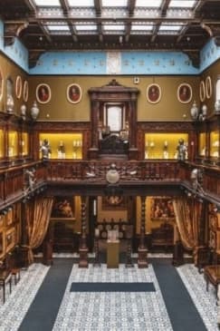 Visita la Cappella di San Gennaro, il Museo del Tesoro e il Museo Filangieri