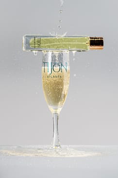 Love at First Scent: Valentine’s Perfume-Making Experience