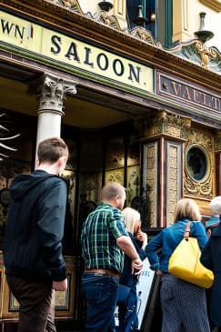 Guided Gin Tour in Belfast