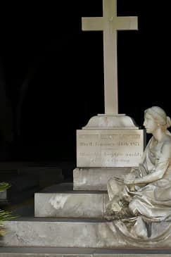 Savannah's Bonaventure Cemetery After Hours Group Tour