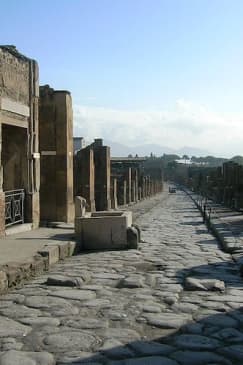 ﻿Pompeii: Reserved Entrance