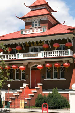 Hip & Hidden Chinatown + Old Town Food Tour Victoria