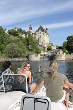Balade en yacht privé sur la rivière des Outaouais