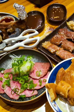 伏見で京都秘境グルメツアー