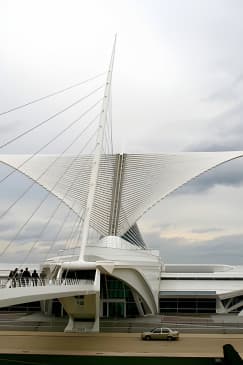 The Grand Walk: A Self-Guided Audio Tour through Milwaukee