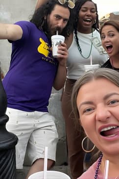 Ghost Tour and Haunted Pub Crawl Party