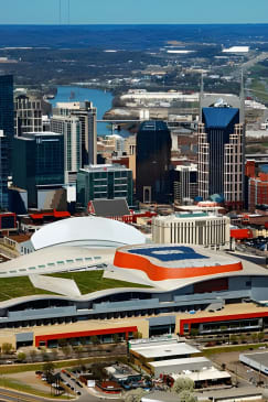 Nashville Small-Group Celebrity Home Helicopter Tour