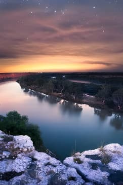 Small-Group River Murray Dark Sky and Sunset Tour with Dinner