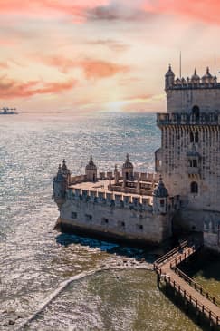 Lisbon old town tour, helicopter ride and boat tour