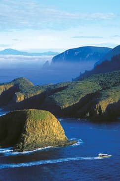 Full-Day Bruny Island Cruises Day Tour from Hobart