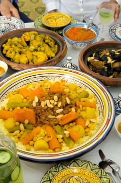 Cook Moroccan Food & Try on Traditional Clothes like a local