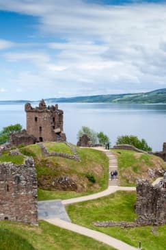 Loch Ness Explorer: Roundtrip + Lunch