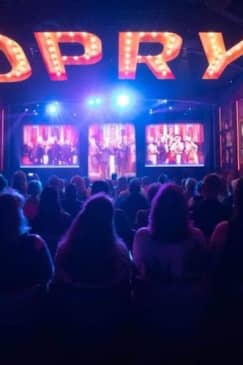 Grand Ole Opry Backstage Tour