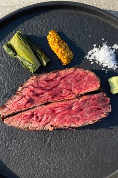 Holi Lounge, a Blue Ribbon–Rated Restaurant: Ocean View by the Beach Train