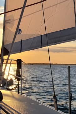 Private Luxury Sailing Charters, BYOB & Dolphins