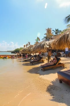 Relajante playa privada de Cartagena
