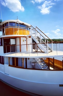 Hudson River Sightseeing Cruise from Albany