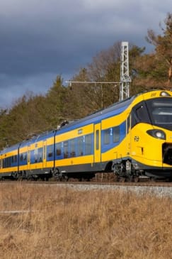 Eindhoven Luchthaven: Trein- & bustransfer van/naar Amsterdam
