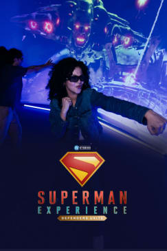 Superman Experience: Defenders Unite